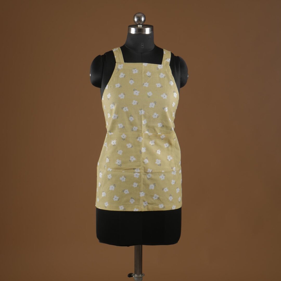 4100570.jpg Yellow Apron Small - Image 1