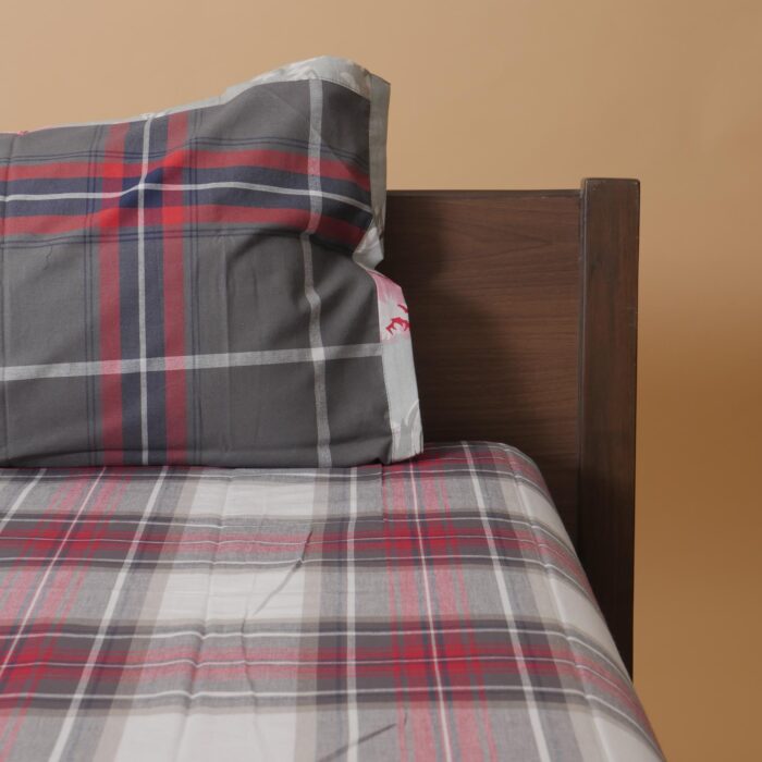 Single Bedspread - Image 1