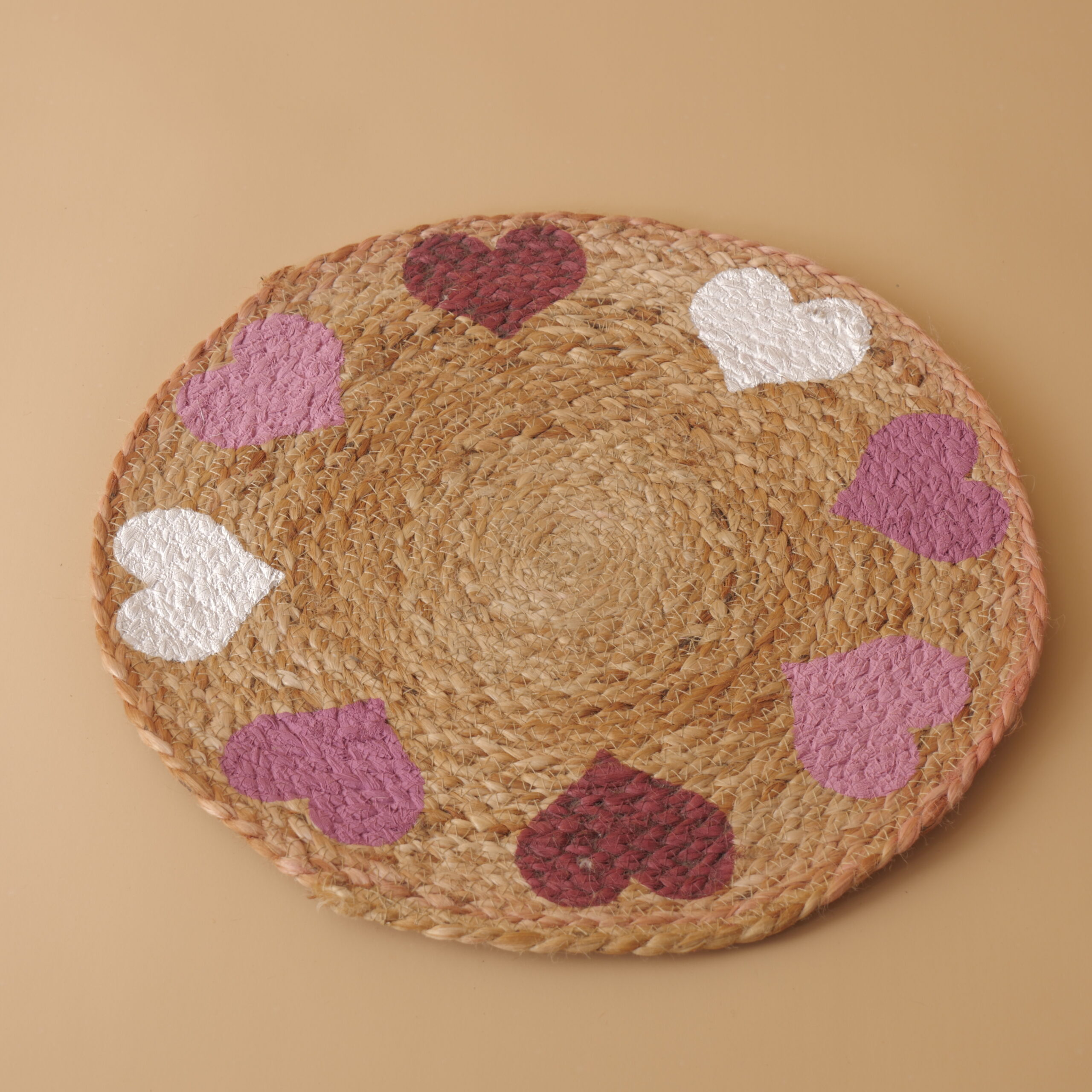 4130201-scaled-1.jpg Pine Round Jute Mat - Image 1