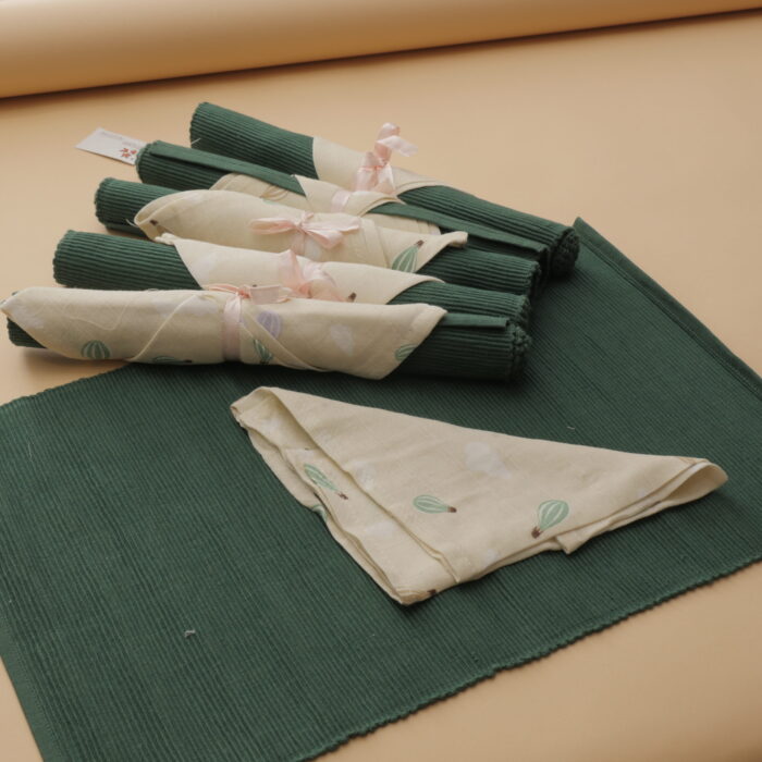 Green Table Mat - Image 1