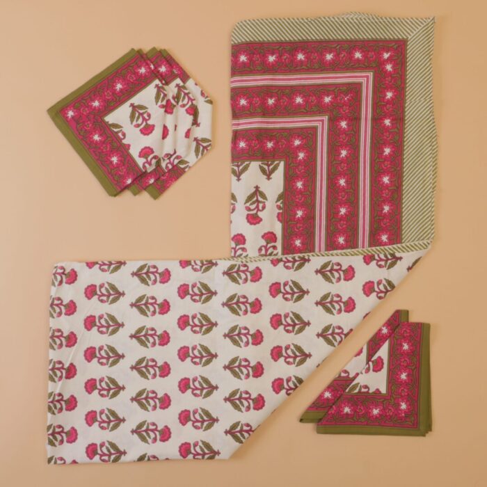 Tablecloth and Napkin set (6-Seater) - Image 1